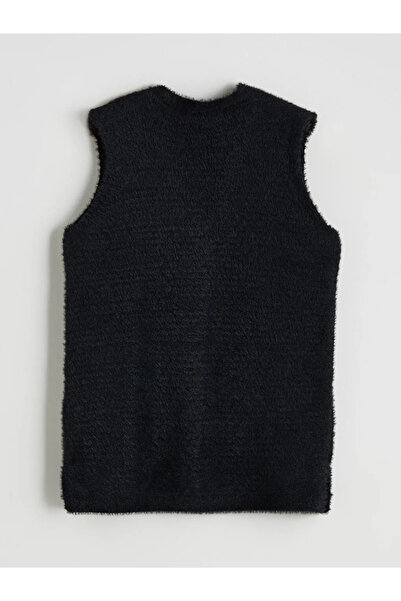 LC Waikiki Büyük Beden V Yaka Kadın Pelüş Yelek