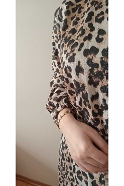 Butik Leoparlı salaş elbise standart beden 38/46 uyumludur geniş kalıptır kumaşı esnek likralıdır