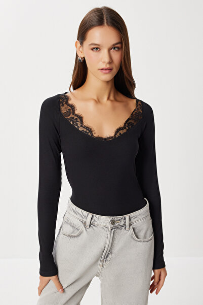 Lovelyİstanbul Corded Fabric Knitted Blouse with Lace Detail Lub0297 Black