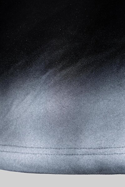 Machinist Дълъг ръкав с графити в тъмно черно