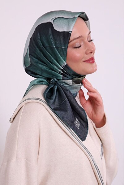 Levidor Sea Wave Pattern Sparkling Crystal Scarf