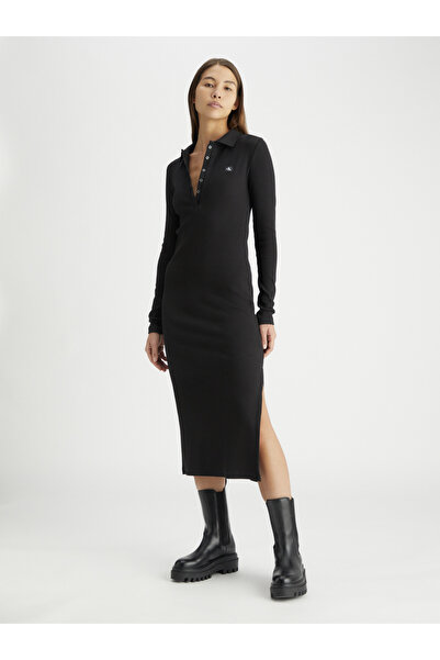 Calvin Klein فستان بولو نسائي أسود طويل من القطن المضلع بعلامة منسوجة