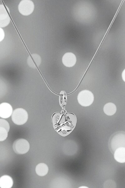 AXXION قلادة فضية اللون من الفولاذ مع تفاصيل فراشة أنيقة وكتابة 'أفضل أم' عليها