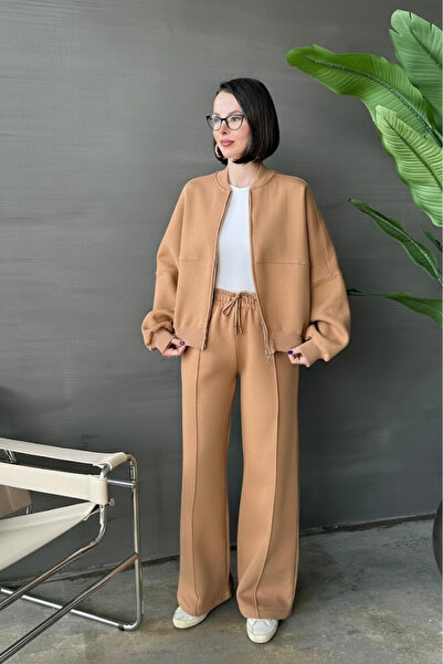 My Blog طقم رياضي من Camel - 8001