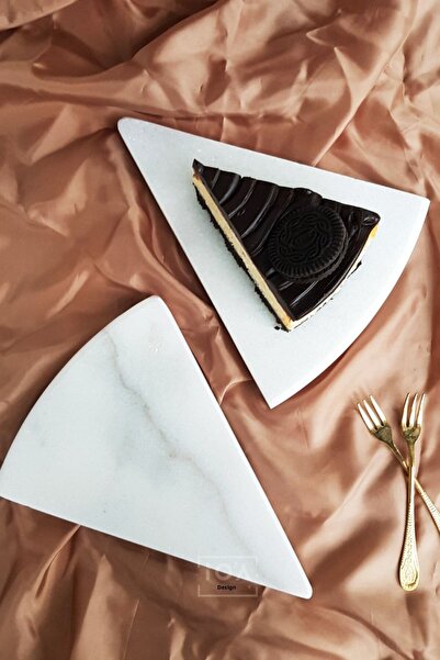 ioadesign Tri - Set of 2 Real Marble Triangle Serving Dishes - Cheesecake, Cake Serving Plate