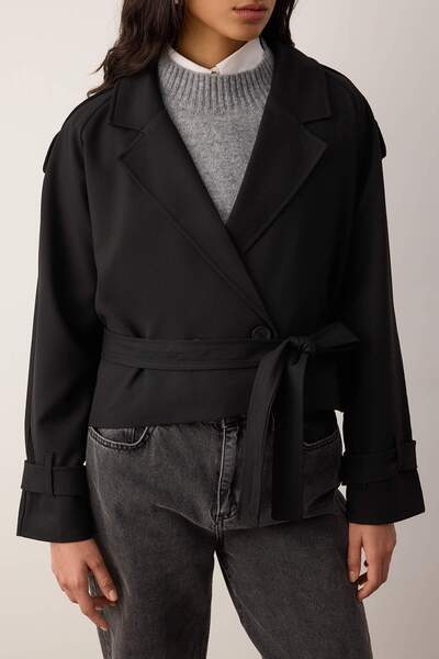 Trendyol Collection Black Premium Woven Crop Blazer Jacket Twoss24Bc00010