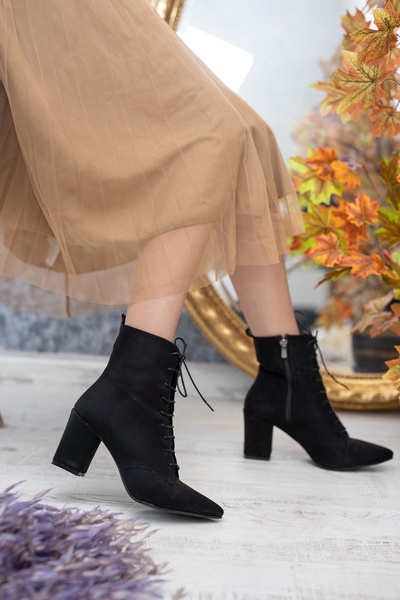 DURUNUN BUTİĞİ Duliz Siyah Süet Sivri Burun Bağcıklı Günlük Kadın Bot