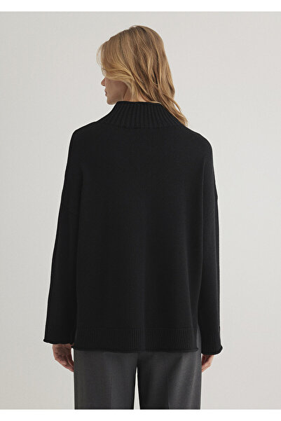 Mavi Dik Yaka Siyah Kazak Oversize / Geniş Kesim 1710603-900