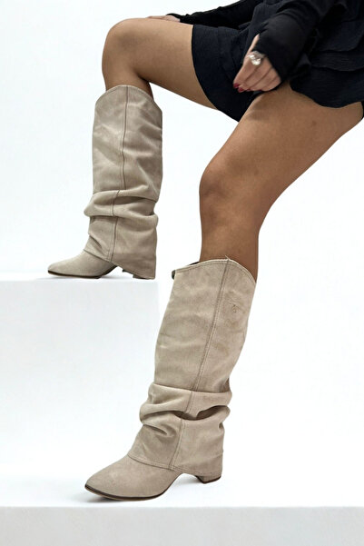 inizio Γυναικείες μπότες μπεζ σουέντ GD305