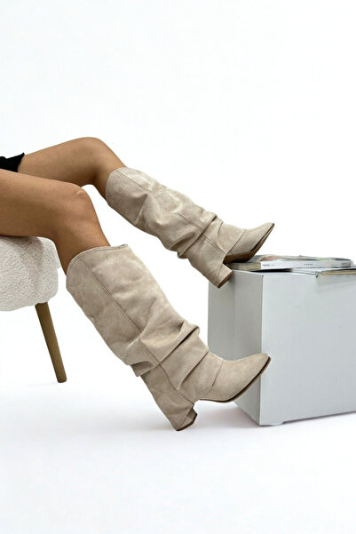 inizio Γυναικείες μπότες μπεζ σουέντ GD305