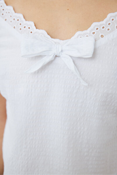 Penti Set de pijamale din bumbac cu decolteu în V din dantelă albă optică cu bretele reglabile