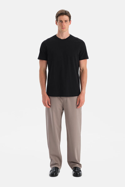 Dagi Μπλουζάκι με κοντό μανίκι και μαύρο λαιμόκοψη