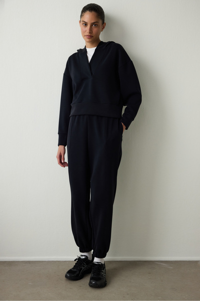 Penti Siyah Kapüşonlu Modal Crop Sweatshirt