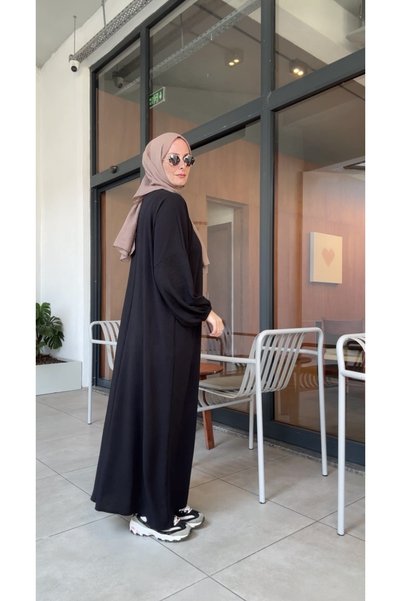 Melek aydın Black Dress with Elastic Sleeves
