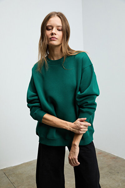 GRIMELANGE Γυναικείο φούτερ KARIUS από οργανικό βαμβάκι με στρογγυλή λαιμόκοψη και σκούρο πράσινο χρώμα