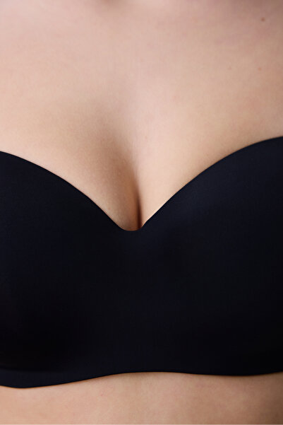 Penti Vícestranná černá podprsenka bez ramínek