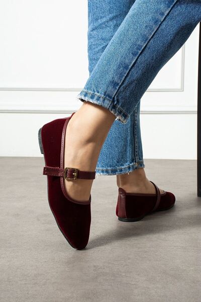 FUGA MODA Bellina gold buckled velvet textured elegant lightweight home slipper with border detail