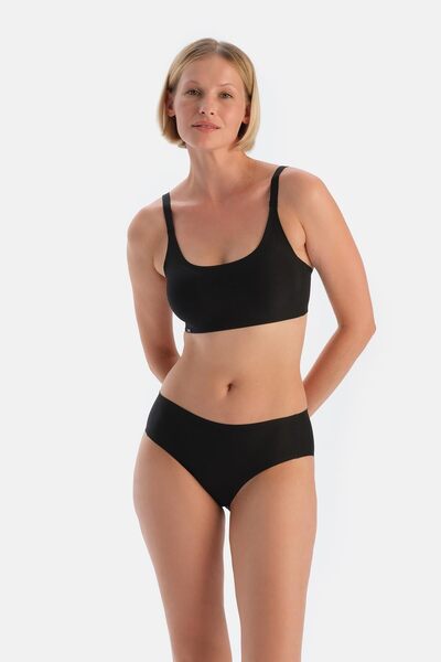 Dagi Black Linora Wire Free Stitch-Free Shaping / Sculpting Bra