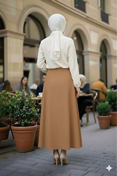 Dilay Fusta evazată din material Silim