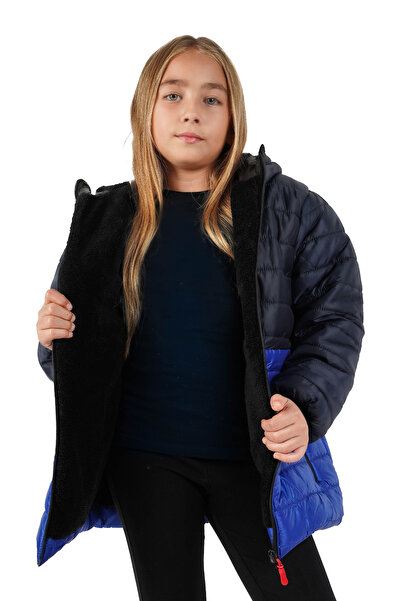 QAWWA Kız Çocuk Kapüşonlu Lacivert-Saks İçi Siyah Kürklü Kuş Elyaflı Hafif Su Ve Rüzgar Geçirmez Mont