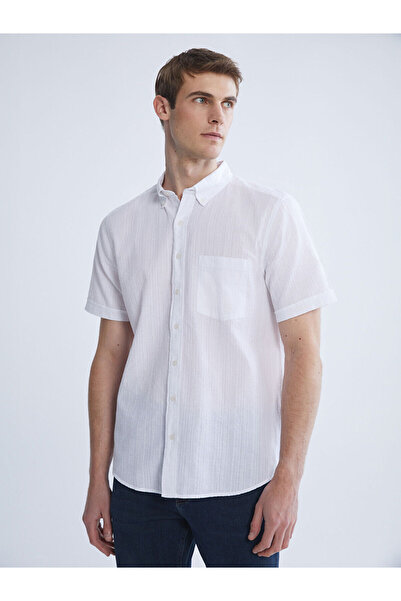 LC Waikiki Ανδρικό πουκάμισο με κοντό μανίκι LCWAIKIKI Classic Regular Fit Hakim Collar