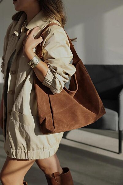 cosybag. Cleo Large Women's Oversized Zippered Suede Shoulder Bag Brown