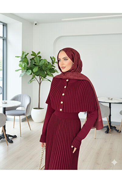 erk giyim Pelerin Detaylı Uzun Triko Elbise