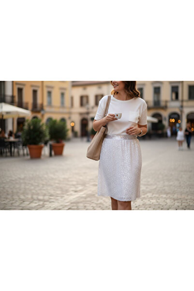 SADECE SEN DE SİMLİ BEYAZ FLOK BASKILI ABİYE MİNİ ETEK BELİ TASARIM RİBANA LA...