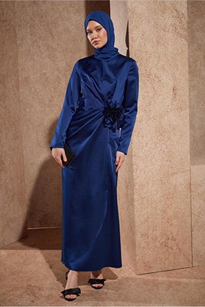 Alvina ÇİÇEK DETAYLI SATEN ELBİSE 44579