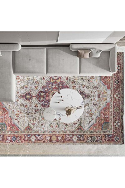 Al Kaffary Carpet سجادة جيهان، سجادة على الطراز التقليدي بتصاميم جميلة، مناسبة لجميع المساحات، لونها أحمر-بيج