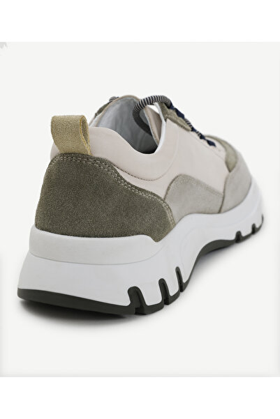 Yargıcı Kalın Tabanlı Deri Spor Ayakkabı