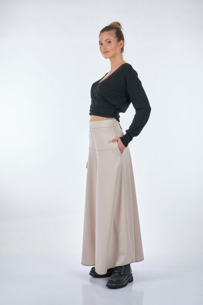 BSB Μαύρο γυναικείο πλεκτό με μακρύ μανίκι με λαιμόκοψη σε σχήμα V 048-260003