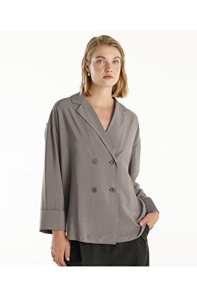 Yargıcı Bol Kesim Kruvaze Ceket