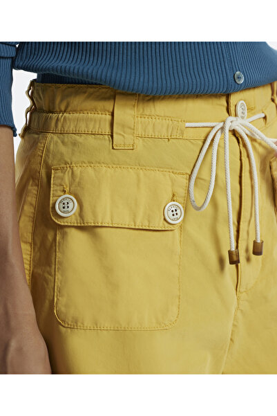 Yargıcı Cep Detaylı Denim Bermuda