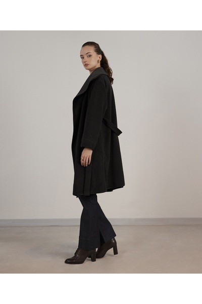 Yargıcı Biye Detaylı Palto