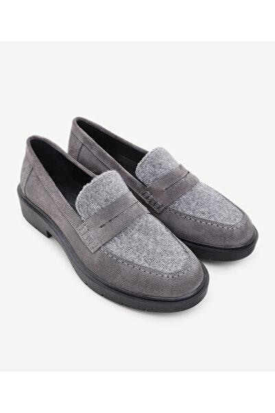 Yargıcı Keçe Detaylı Deri Loafer