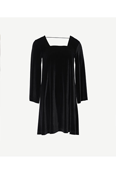 Yargıcı Kare Yaka Elbise