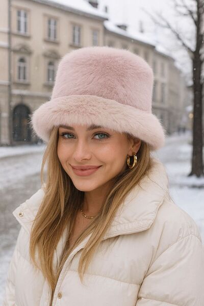 MARBERRY Pembe Suni Kürklü Peluş Kalpak Kadın Şapka