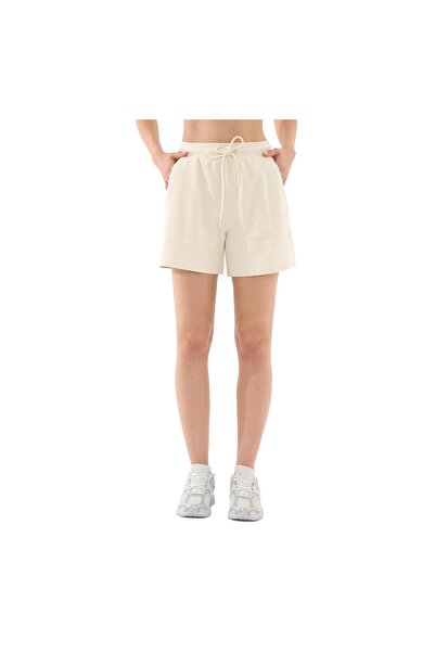 Puma 685062-87 Her High-Waist Shorts Kadın Şort Ve Kapri Krem