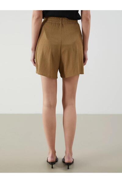 LC Waikiki LCWAIKIKI Classic Beli Lastikli Dokulu Kadın Şort