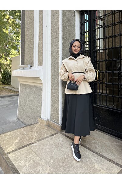 W WARGA ΚΟΝΤΕΡΑΚΟΡΥΦΑΣΤΗ ΚΑΜΠΑΝΙΑΜΕΝΗ ΜΠΟΥΦΑΝΑ ΜΕ ΛΕΠΤΟΜΕΡΗ ΔΕΡΜΑΤΙΝΗ ΖΩΝΗ