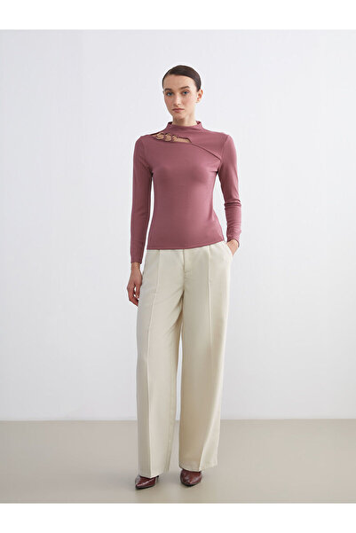 LC Waikiki Γυναικείο μπλουζάκι Peak New Season με λεπτομέρεια παραθύρου με ψηλό γιακά