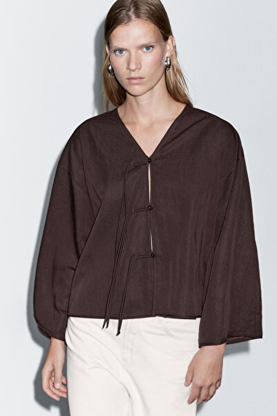 Massimo Dutti Bağcıklı crop gömlek