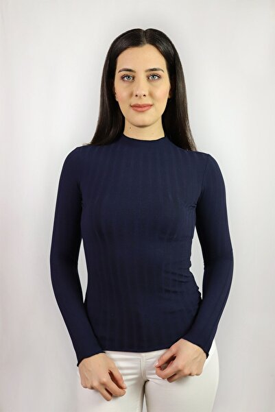 Kallisto Bluză cu detalii overlock pentru bebeluș bleumarin