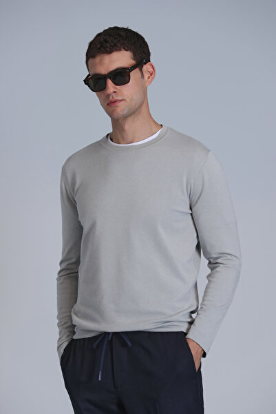 Lufian Men's Sweater - Light Gray Stone Model
