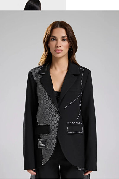 it's basic tw3 Kadın Tüvit Kumaş Detaylı Tasarım Blazer Ceket