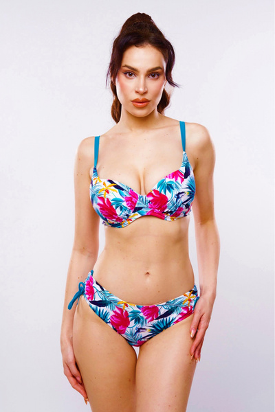 embody Plus size, multicoloured swimsuit with classic briefs and tropical floral print, Aura
