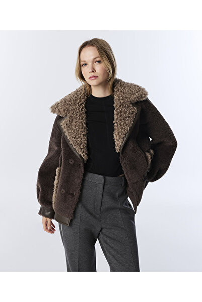 Twist Colorblock Faux Fur with Contrast Texture