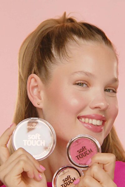 Essence Soft Touch Bouncy Allık 10