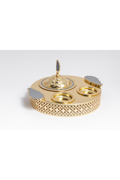 Bin Shihoun 3-piece golden hospitality set with round dates and tabsi with golden handles